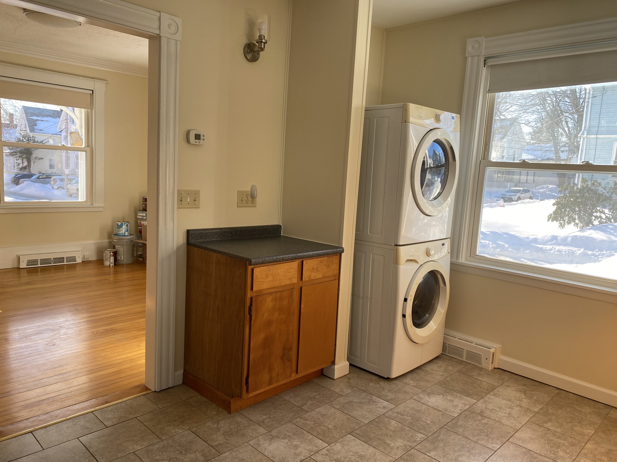 Building Photo - 15 Weston St