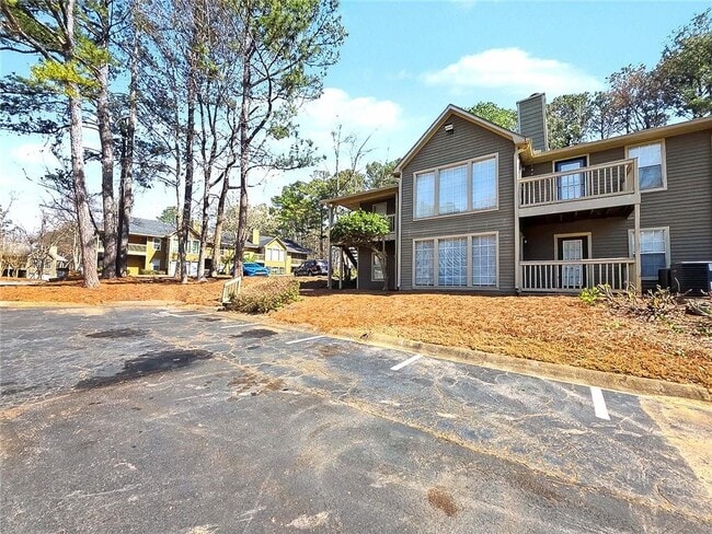 Building Photo - 1702 Country Park Dr