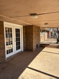 Building Photo - (4) Bed/(2.5) Bath in NW OKC Avail NOW!