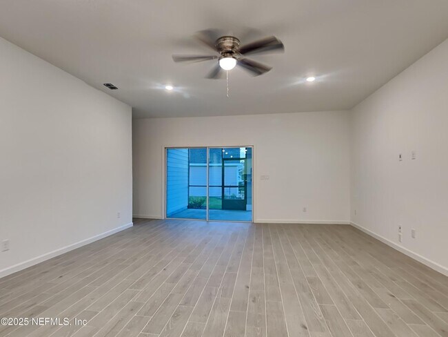 Building Photo - 9005 Latigo Ln