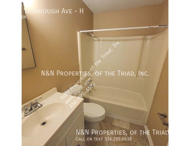 Building Photo - 3624 Yarbrough Ave