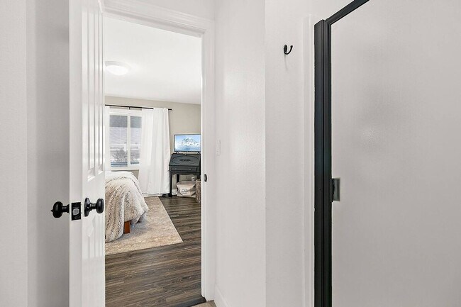 Building Photo - 2615 N Starr St