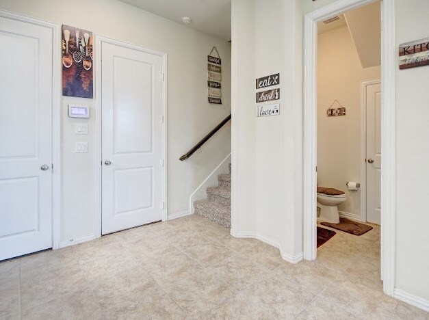 Building Photo - 1646 Ryon Falls Dr