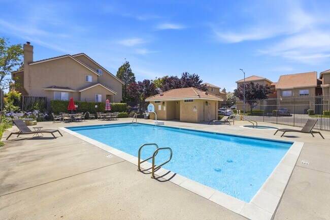 Building Photo - 16752 San Luis Way