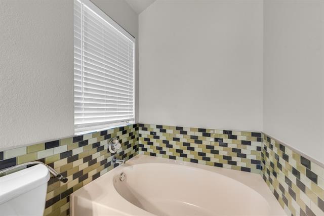 Building Photo - 856 Santa Fe Dr