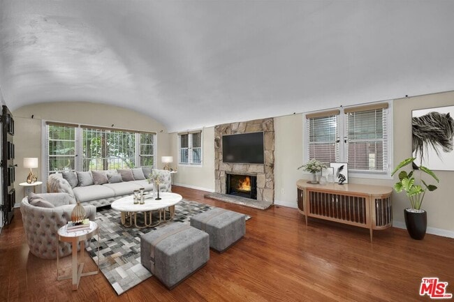 Building Photo - 359 S Highland Ave