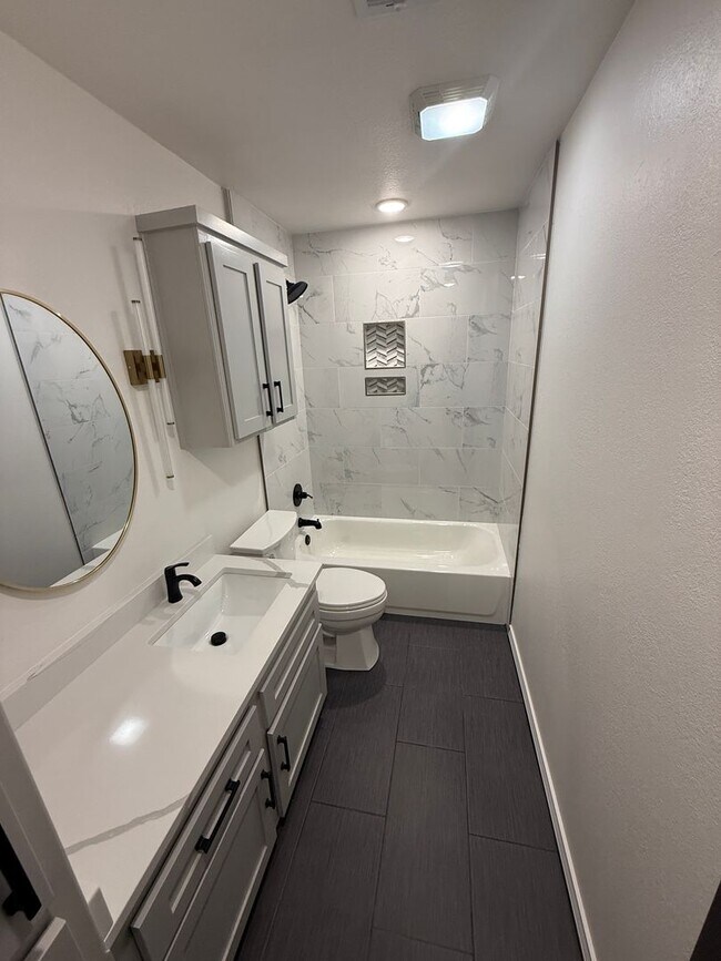 Building Photo - Luxury 3/2/2 in Cooper school district!
