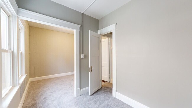 Building Photo - 3465 W.56th