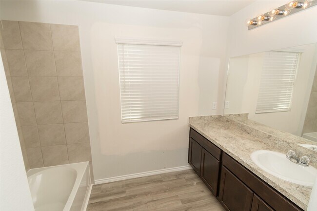 Building Photo - 17034 Lacey Bell Ln