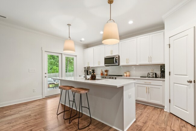 Building Photo - 506 Saltworks Ln