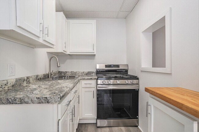 Building Photo - Charming 1-Bed/1-Bath Apartment – Newly Re...