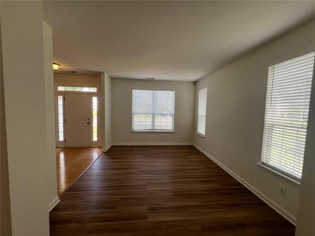 Building Photo - 421 Holland Springs Dr NW