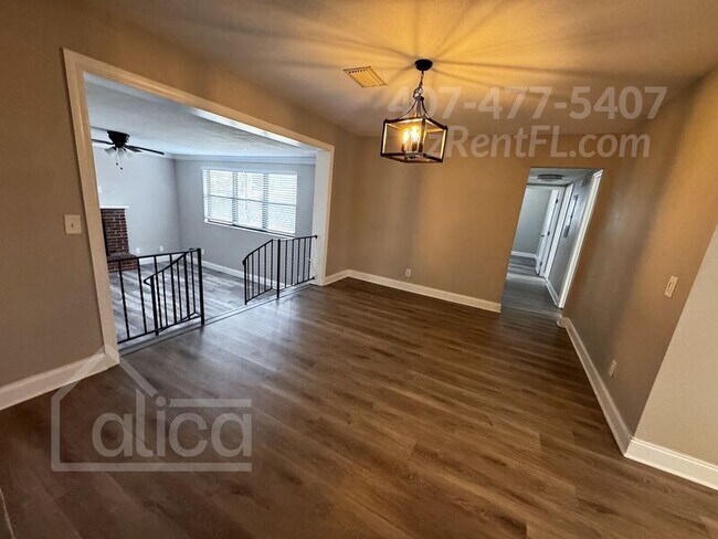 Building Photo - 6233 Harlow Blvd