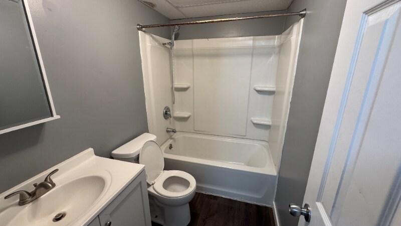 Building Photo - 511 N Platte Ave