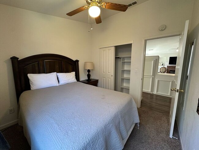 Building Photo - 8048 Andante Dr