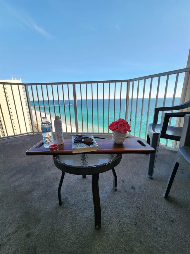 Building Photo - 16819 Front Beach Rd