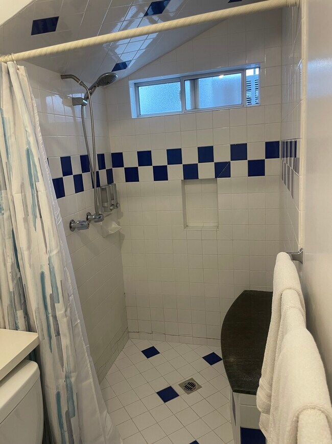 Building Photo - 12619 Emelita St