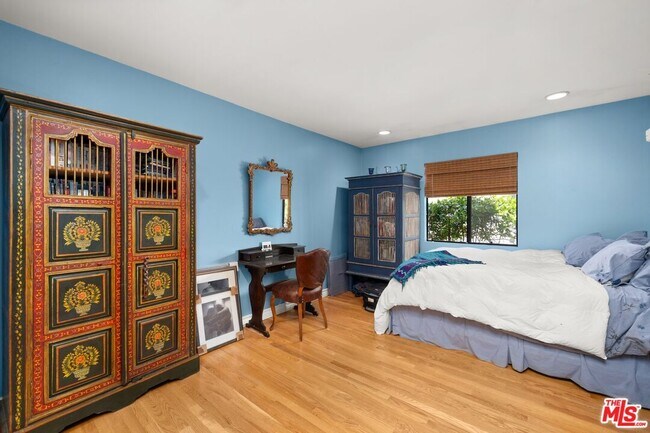 Building Photo - 22620 Dolorosa St