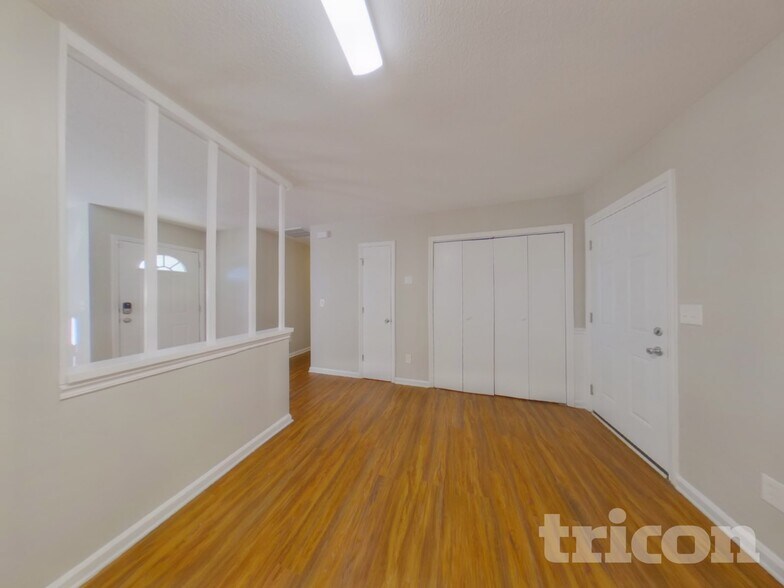 Building Photo - 10107 Cromarty Ln