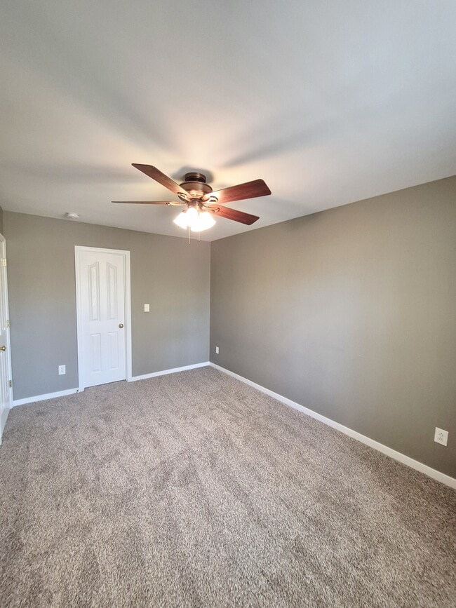 Building Photo - 1563 Providence Knoll Dr