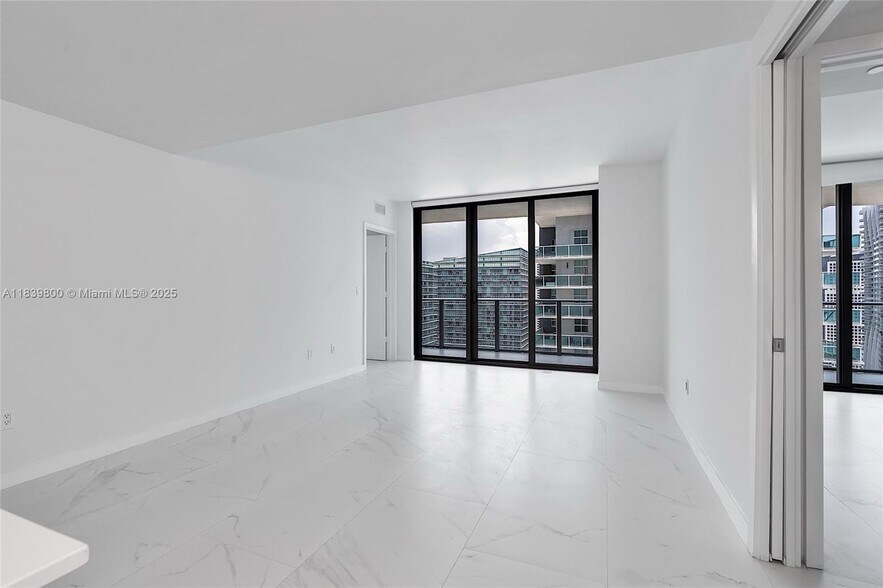 Building Photo - 1300 S Miami Ave