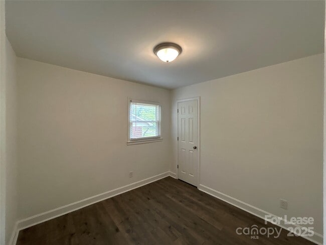 Building Photo - 3709 Topsfield Rd