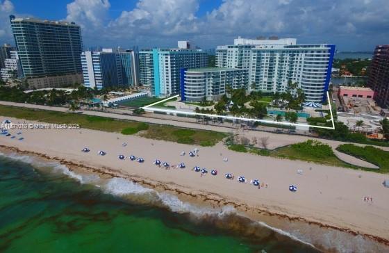 Building Photo - 5161 Collins Ave