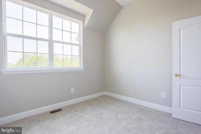 Building Photo - 13538 Waterford Hills Blvd