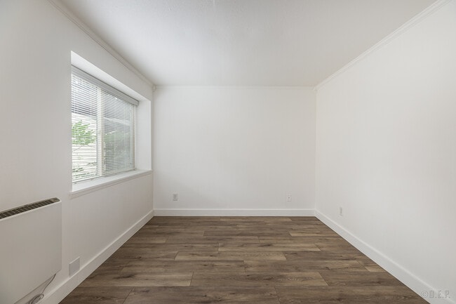 Building Photo - 14844 SW 109th Ave