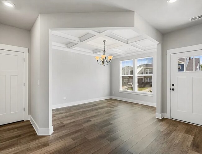 Building Photo - 208 Rosecroft Dr