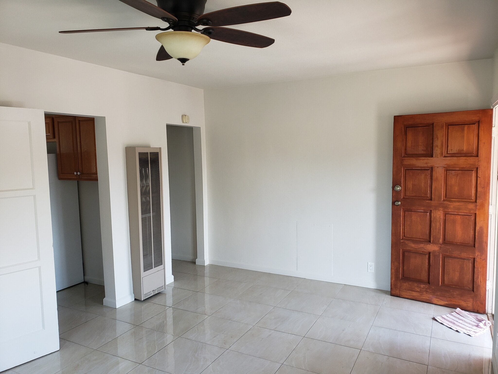 Building Photo - 817 N Wilton Pl