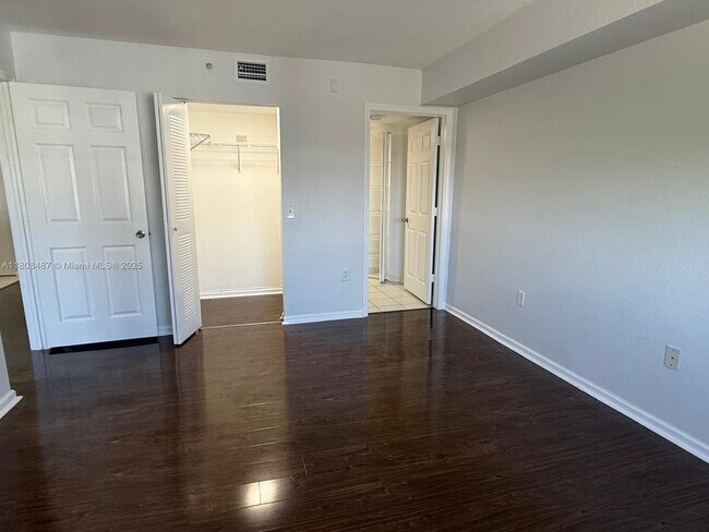 Building Photo - 15470 SW 284th St