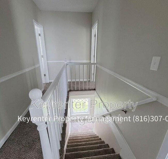 Building Photo - 142 N Bellaire Ave