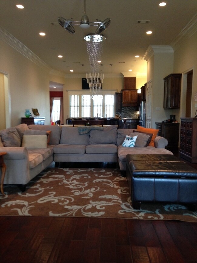 Building Photo - WOODRIDGE SUBDIVISION NEAR NEW WOMENS HOSPITAL AT PECUE LN