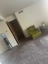 Building Photo - 1241 Island Dr
