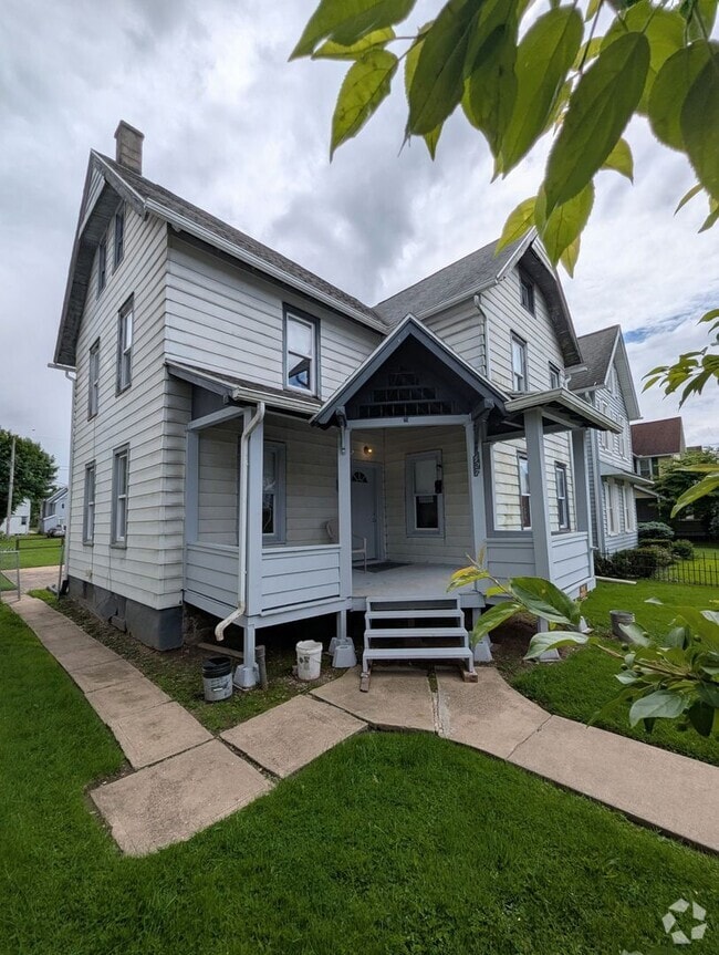 Building Photo - Shaughnessy