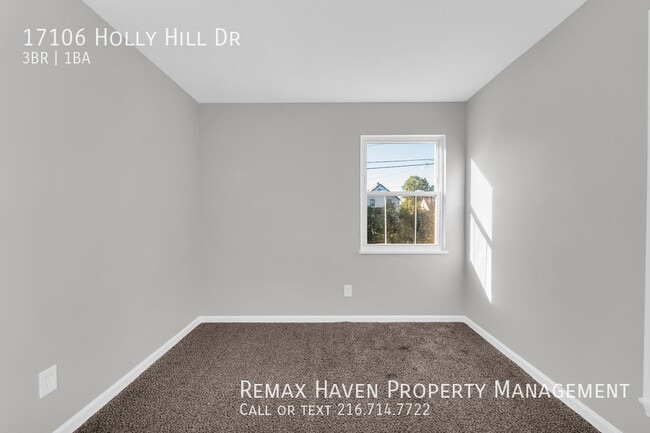 Building Photo - 17106 Holly Hill Dr