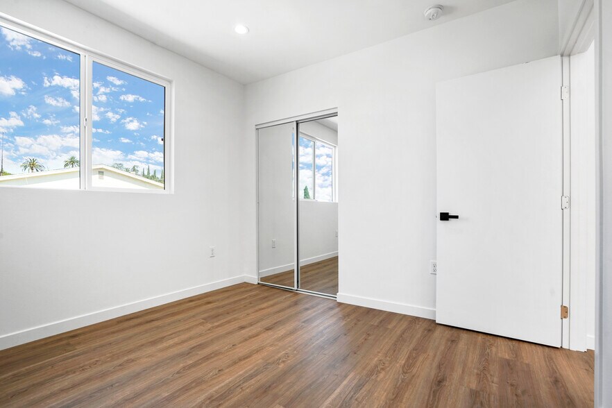 Bdrm 2 - 2318 W 2nd St