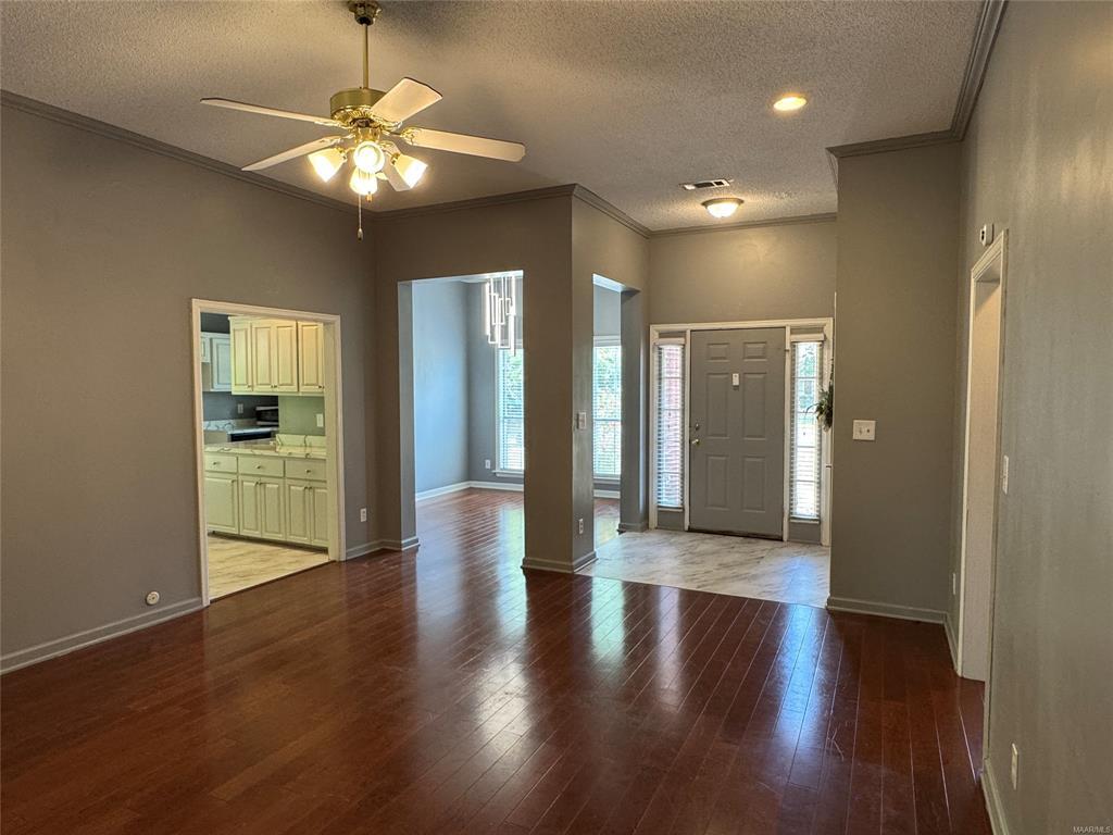 Building Photo - 6272 Deerwood Dr