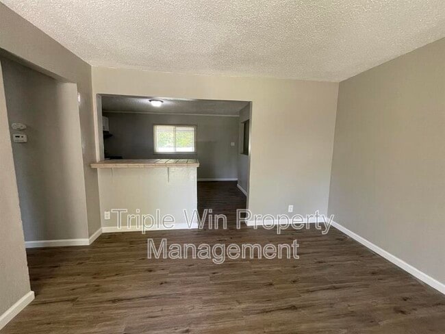 Building Photo - 2415 Stoney End Ct