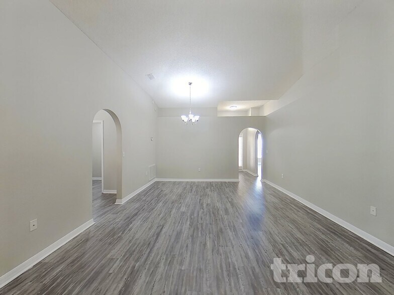 Building Photo - 9838 Watershed Drive West