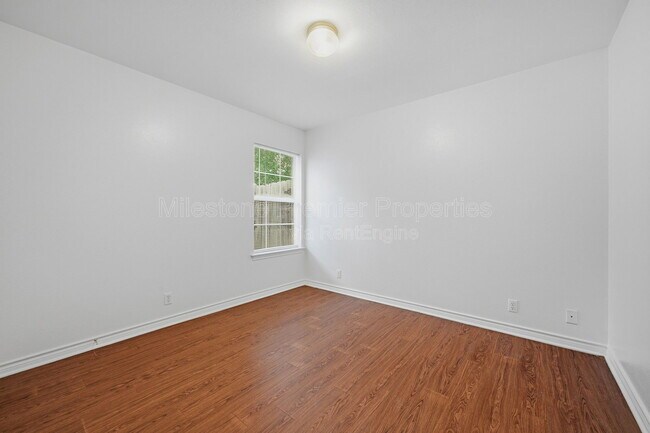 Building Photo - 2000 Monte Cristo Way