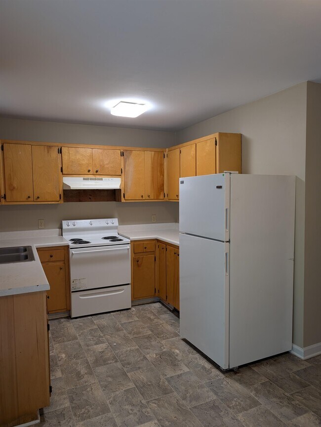 Building Photo - 2555 Chateau Ln