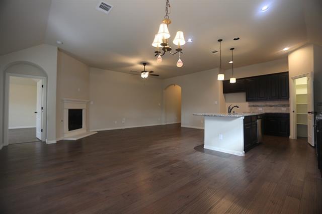 Building Photo - 7513 Guadalupe Way