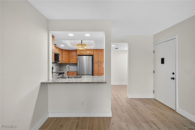 Building Photo - 6136 Whiskey Creek Dr