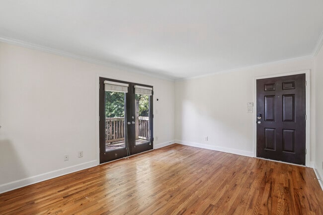 Building Photo - 48 Peachtree Ave NE