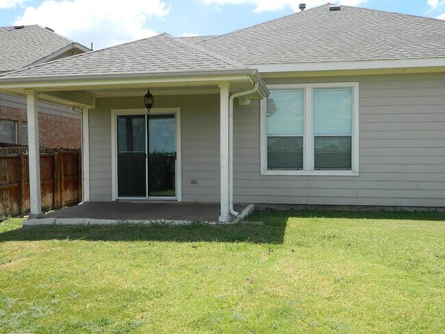 Building Photo - 1132 Honeywell Dr