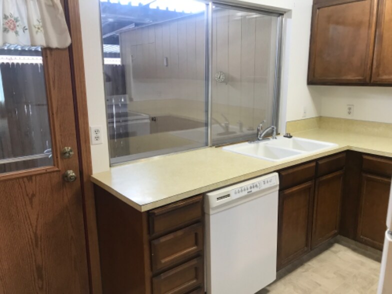 Building Photo - 968 McKinley Ave