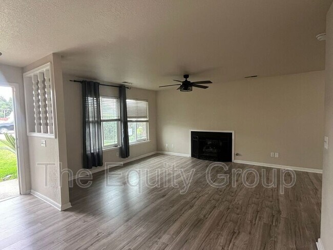 Building Photo - 143 N Simon St