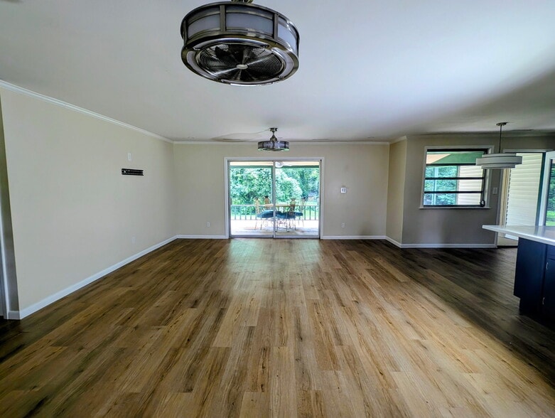 Main living room - 1128 Otello Ave